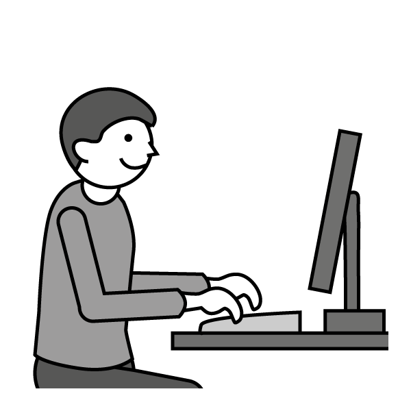 Piirroshahmomies istuu pöydän ääressä jossa tietokone ja näyttöruutu, sormet näppäimillä, iloinen ilme.
