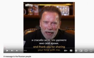 Kuvakaappaus Arnold Schwarzeneggerin videopuheesta "A message to the Russian people".
