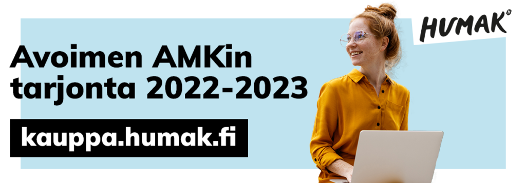 Banneri Avoimen AMKin tarjonnasta 2022-23, jossa kuvana nauravainen nainen tietokone sylissään.