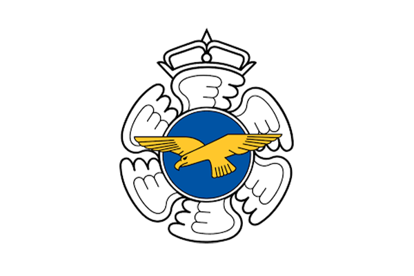 Kumppani Ilmasotakoulun logo
