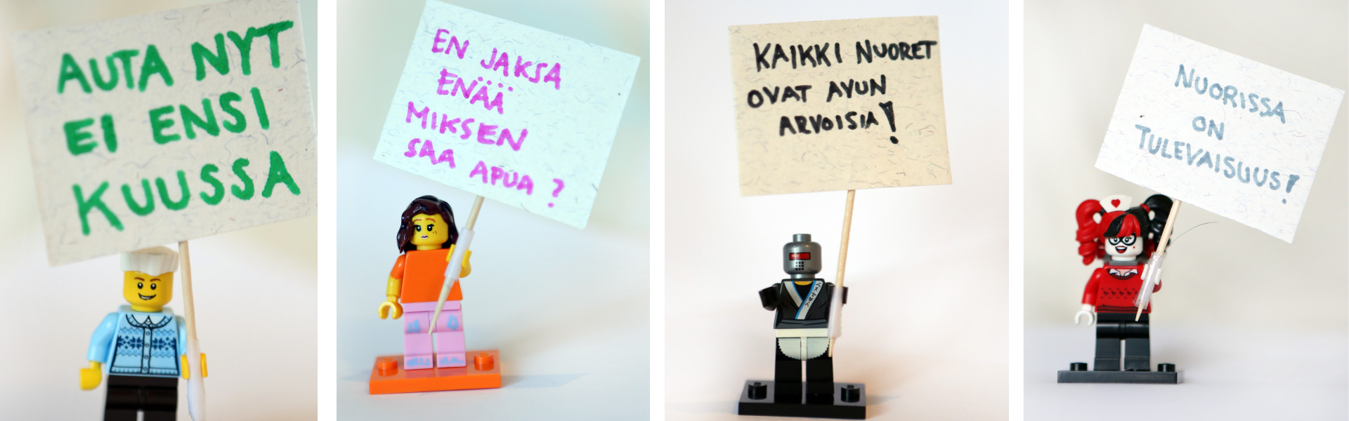 Neljän kuvan kollaasi. Lego ukkoja kyltit kädessä. Kylteissä tekstit "Auta nyt, ei ensi kuussa", "En jaksa enää, miksen saa apua?", "Kaikki nuoret ovat avun arvoisia" ja "Nuorissa on tulevaisuus".
